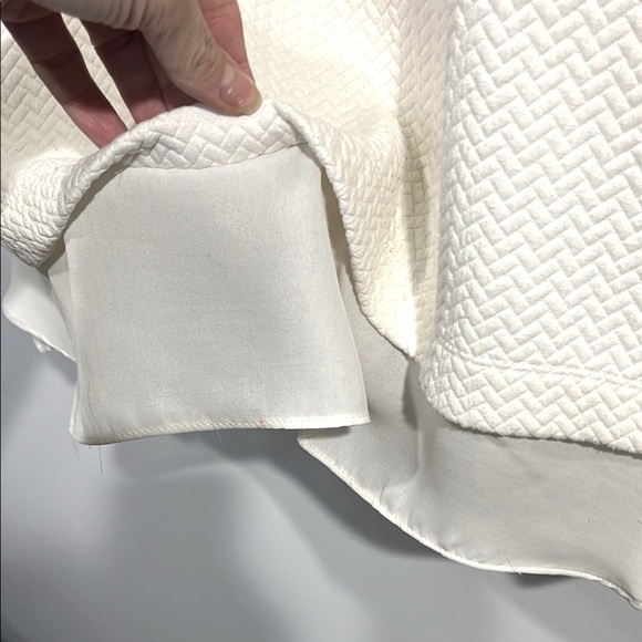 White House Black Market Cream textured blouse Top short sleeve size large - Picture 4 of 7